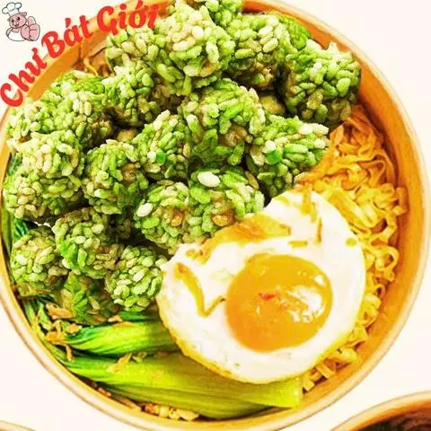 Hình ảnh Mì Trộn Chả Cá Cốm Xanh + Trứng