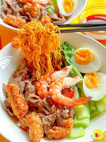 Hình ảnh MÌ TRỘN TRỨNG LÒNG ĐÀO + BÒ VIÊN