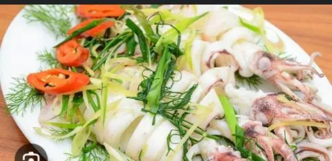 Hình ảnh Mực hấp hành gừng