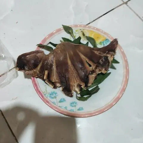 Hình ảnh cá đuối chiên giòn 1con