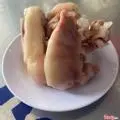 Hình ảnh Giò heo thêm