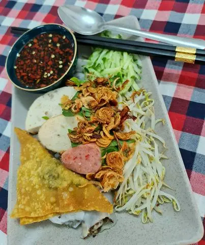Hình ảnh Bánh Cuốn Đầy Đủ 