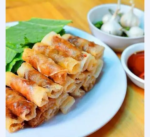 Hình ảnh Chả ram tôm Đất + 1 trà thái đỏ