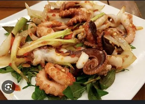 Hình ảnh bạch tuộc xào sate (phần 1 con)