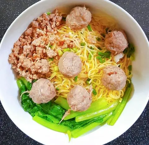Hình ảnh mì ( 2 vắt) 7v bò viên, thịt bằm