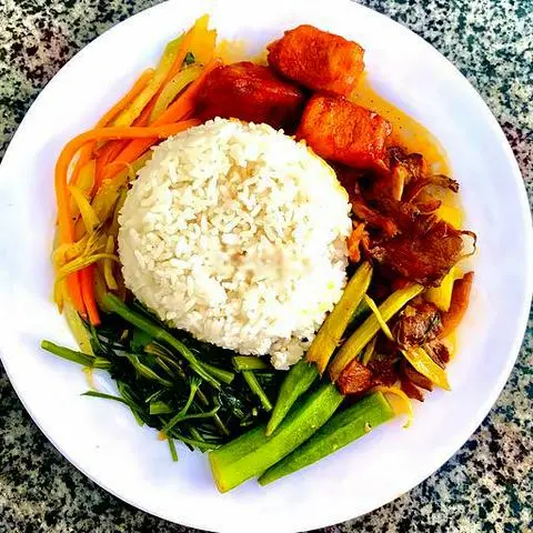 Hình ảnh Cơm sườn dừa chay