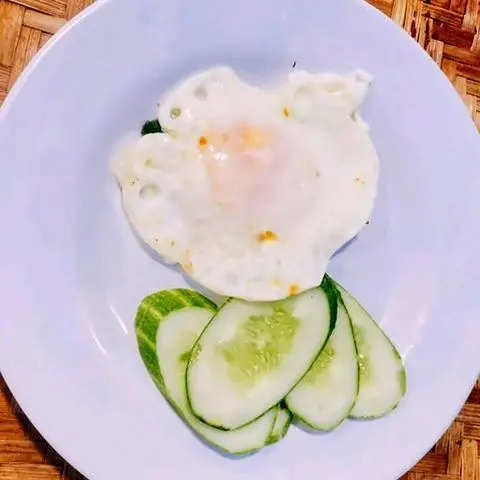 Hình ảnh Trứng Ốp la thêm/ Extra Fried Egg