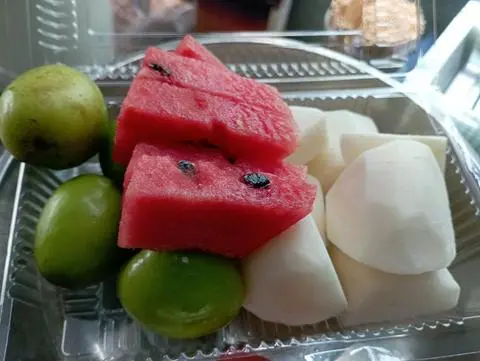 Hình ảnh Táo +Củ Sắn +Dưa Hấu