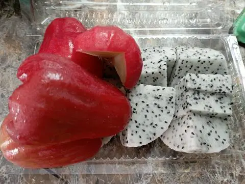 Hình ảnh Thanh Long +Mận