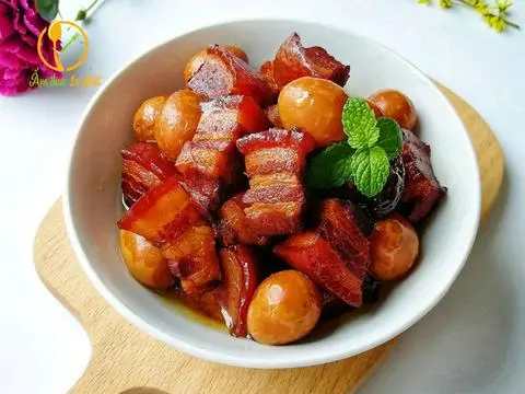 Hình ảnh Thịt kho trứng