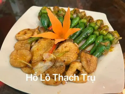 Hình ảnh Bí nụ xào nấm