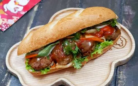 Hình ảnh bánh mì thịt nướng 