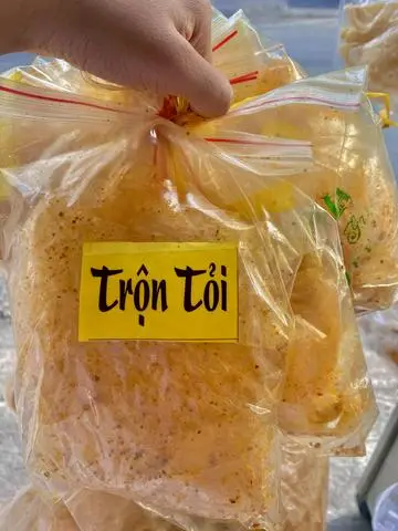 Hình ảnh Bánh Tráng Trộn Tỏi