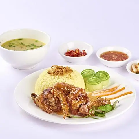 Hình ảnh Cơm cánh gà chiên mắm