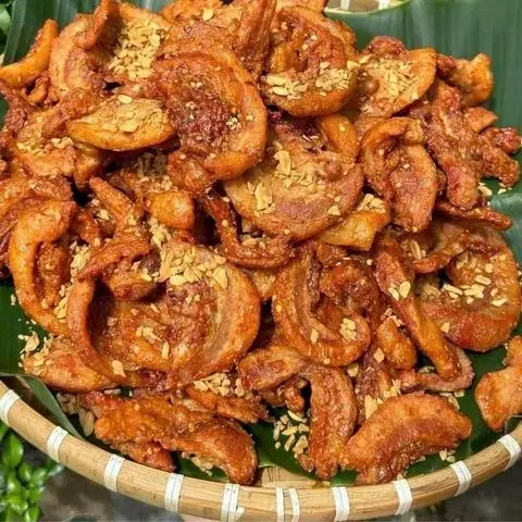 Hình ảnh 200gr Ba rọi sấy tỏi giòn ngon