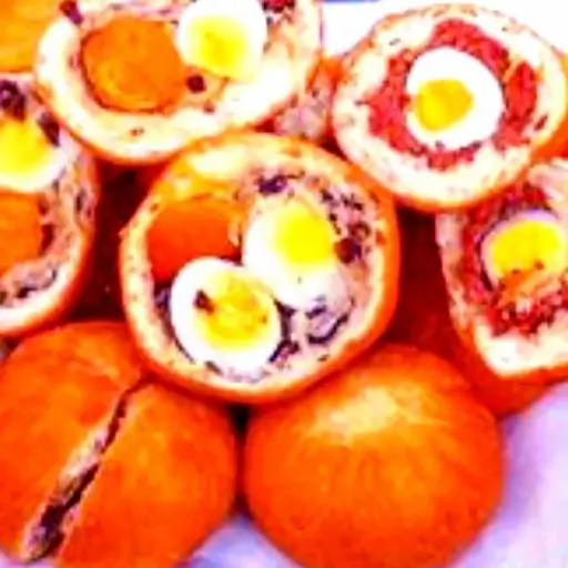 Hình ảnh Bánh bao chiên thịt trứng muối