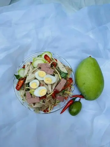 Hình ảnh Tré trộn thập cẩm phần vừ (5-6) người ăn