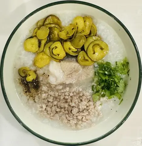 Hình ảnh Cháo sườn nấm rơm