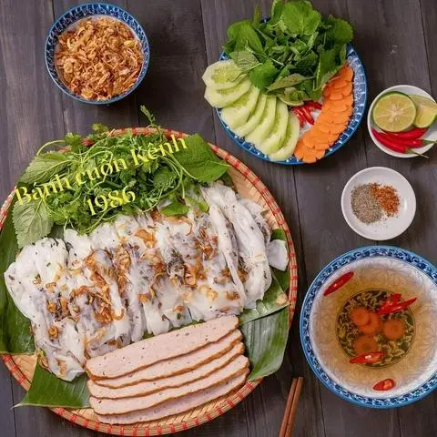 Hình ảnh Bánh cuốn chả quế đặc biệt