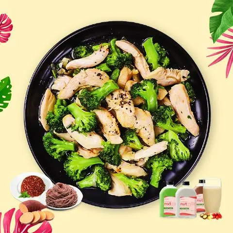 Hình ảnh Tinh bột + ức gà bông cải xanh hấp thuỷ nhiệt