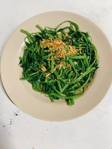 Hình ảnh Rau muống xào tỏi