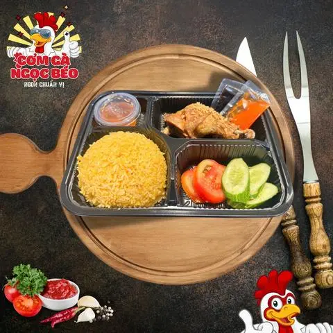 Hình ảnh Cơm Đùi Tỏi Gà Chiên