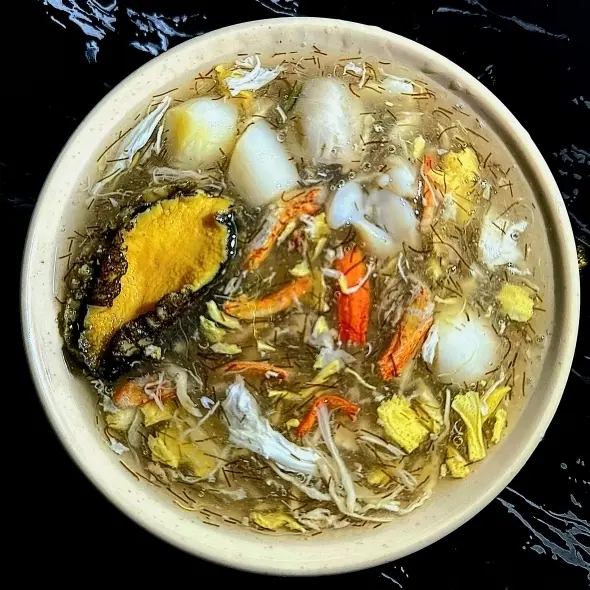 Hình ảnh Súp Cua Hải Sản 