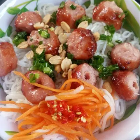 Hình ảnh bún nem nướng 
