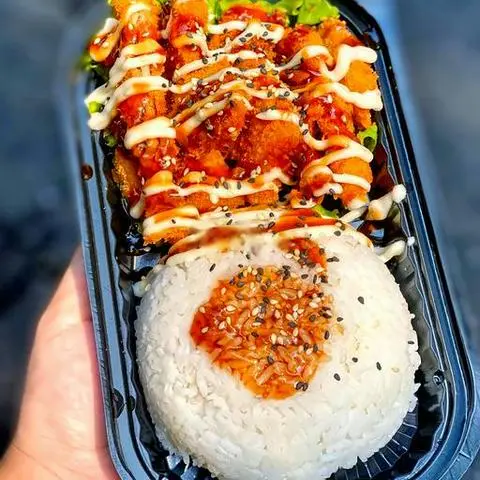 Hình ảnh Cơm gà xù sốt teriyaki
