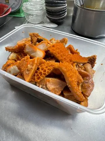 Hình ảnh Phá lấu nửa ký