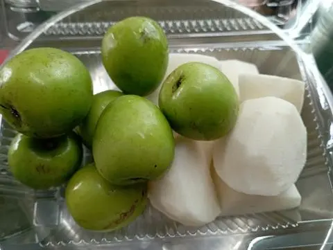 Hình ảnh Táo xanh +Củ Sắn