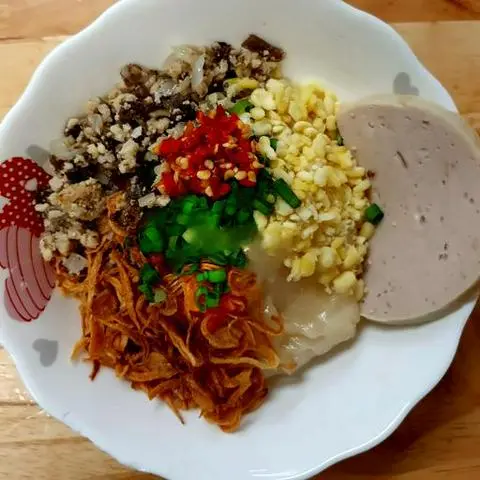 Hình ảnh Bánh Đúc Nóng - Chả Lụa