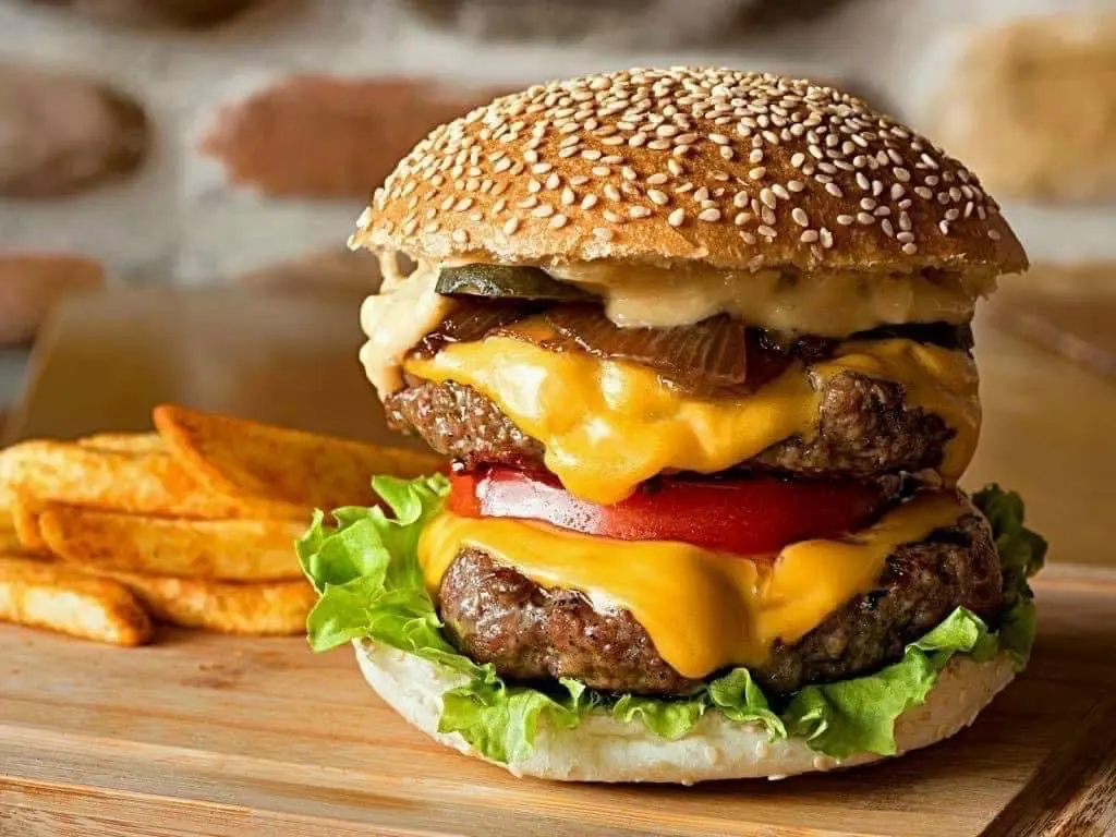 Hình ảnh Hambuger Bò - Phô Mai