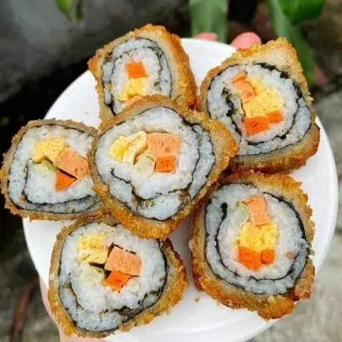 Hình ảnh Gim Bắp Chiên Giòn
