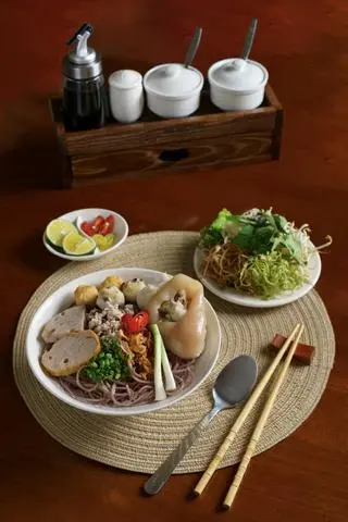 Hình ảnh Bún Mọc Gạo Lức Giò Heo ĐB 
