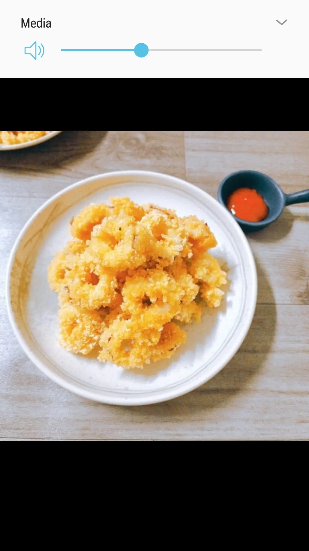 Hình ảnh Mực lăn bột 