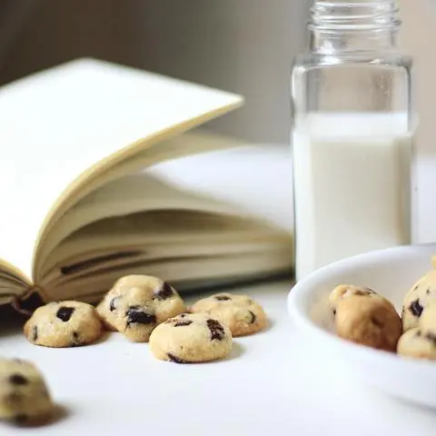 Hình ảnh Chocolate chip Nut cookie - bite size 90g