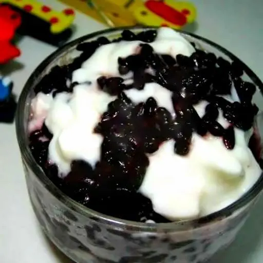 Hình ảnh Sữa chua nếp cẩm flan