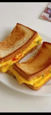 Hình ảnh Sandwick xốt mayonnaise chà bông kẹp trứng