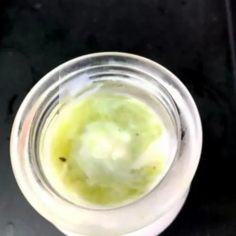 Hình ảnh Yaourt hủ kiwi