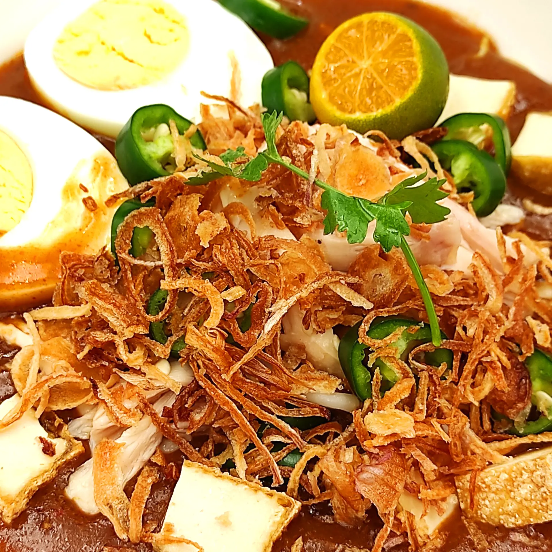 Hình ảnh Singapore Mì Rebus Gà