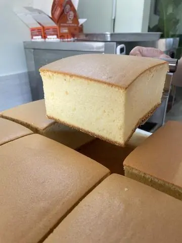 Hình ảnh Bánh bông lan truyền thống