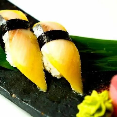 Hình ảnh Sushi Cá Trích N10 - Nissin Nigiri