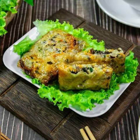 Hình ảnh Nem cua bể