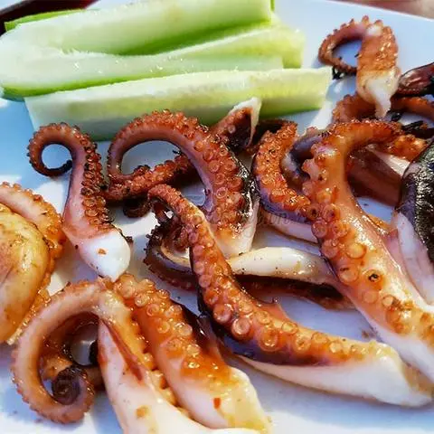 Hình ảnh Bạch tuộc xào mỳ