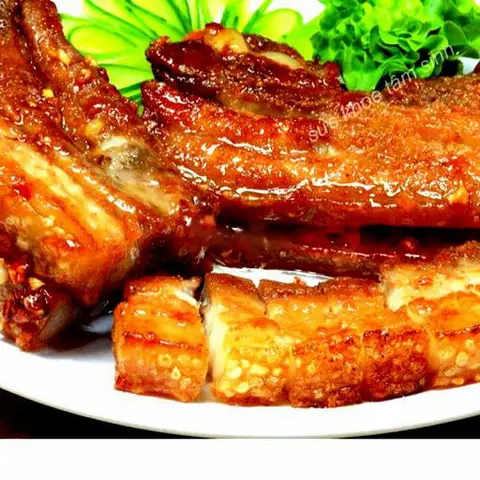Hình ảnh Cơm Ba Rọi chiên giòn / nướng 