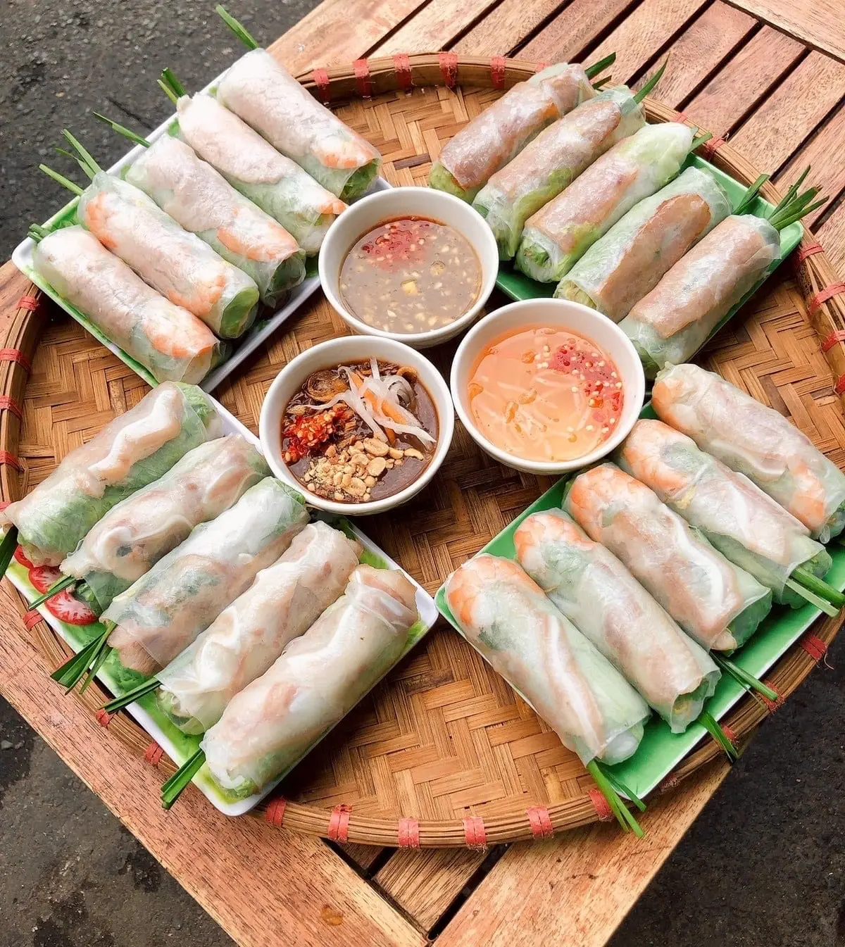 Hình ảnh Gỏi cuốn tai heo