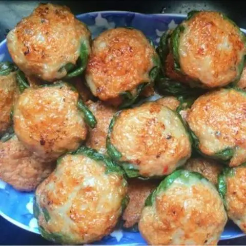 Hình ảnh Chả Cá Thác Lác Đậu Đũa - 3 viên