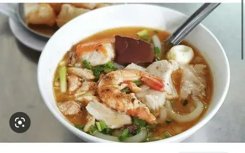 Hình ảnh Bánh canh cua đầy đủ 