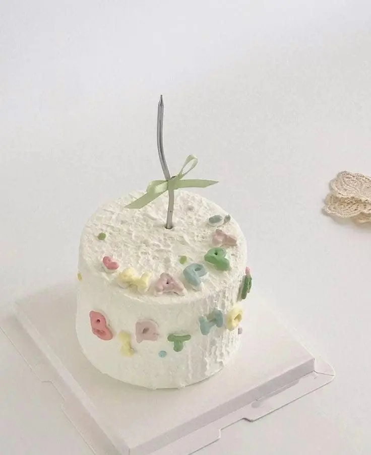 Hình ảnh Bánh kem bento hộp mica chữ pastel